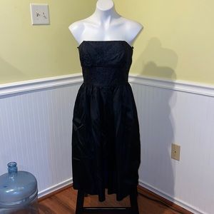 Molly New York Black and Navy Blue Ladies Shimmery Strapless Dress. Size 8